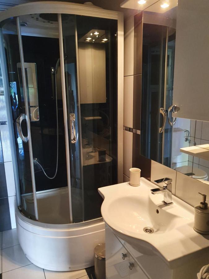 Apartman Luka Daire Sinj Dış mekan fotoğraf