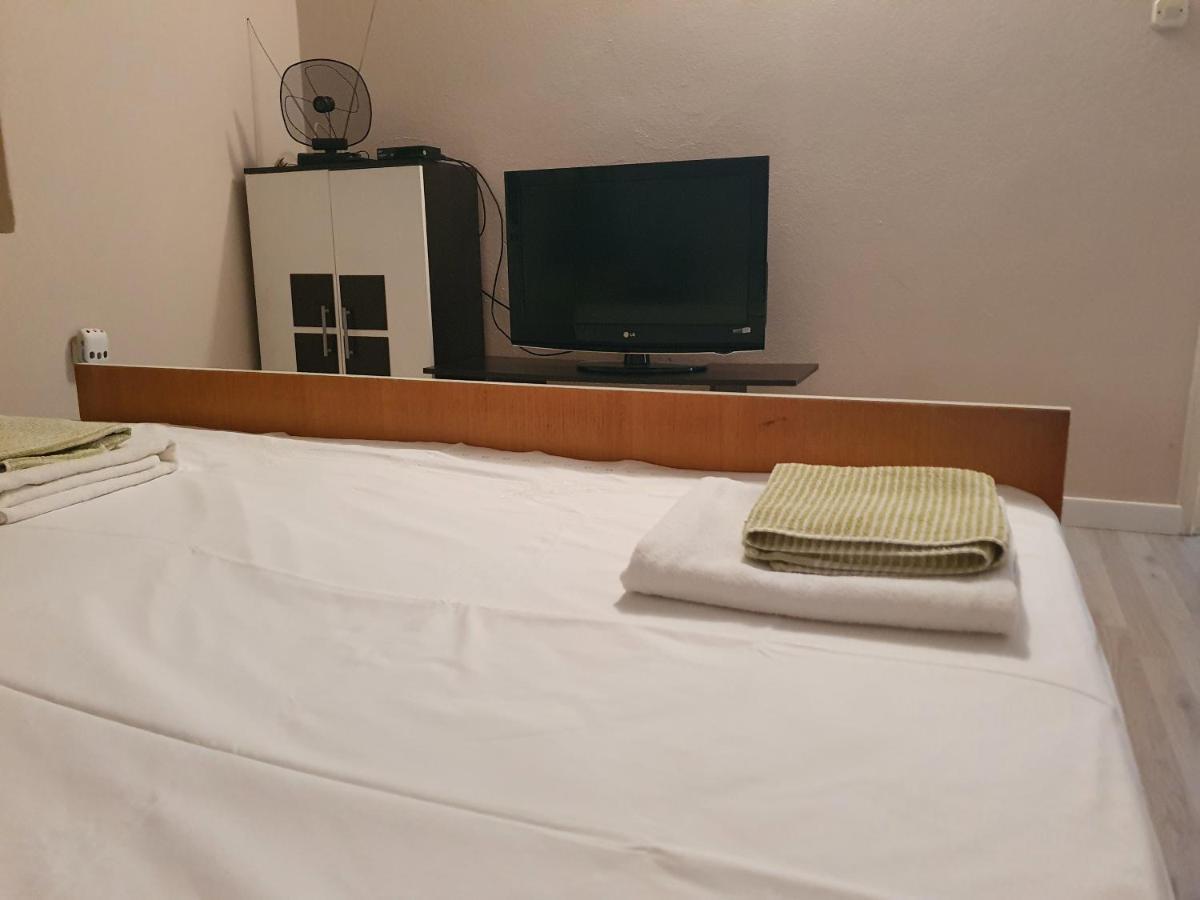 Apartman Luka Daire Sinj Dış mekan fotoğraf